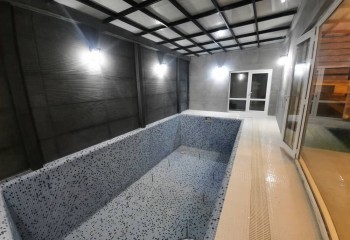 فروش ویلا نوساز 320 متری  استخردار محمودآباد