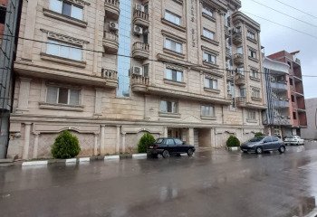 فروش آپارتمان 94 متری در منطقه پشت بازار محمودآباد