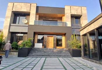 ویلا شهرکی استخردار 280متری سه خواب در محمودآباد